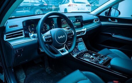 KIA K5, 2022 год, 2 420 000 рублей, 12 фотография