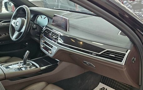 BMW 7 серия, 2018 год, 4 399 000 рублей, 23 фотография