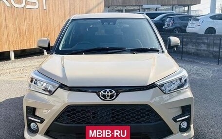 Toyota Raize I, 2022 год, 1 420 000 рублей, 2 фотография