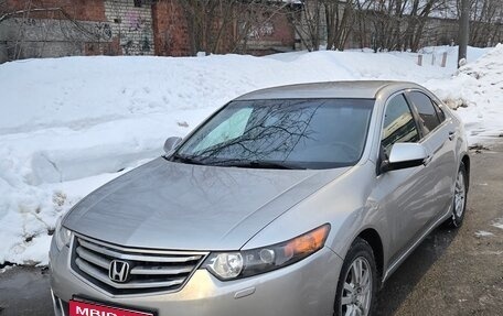 Honda Accord VIII рестайлинг, 2008 год, 900 000 рублей, 1 фотография