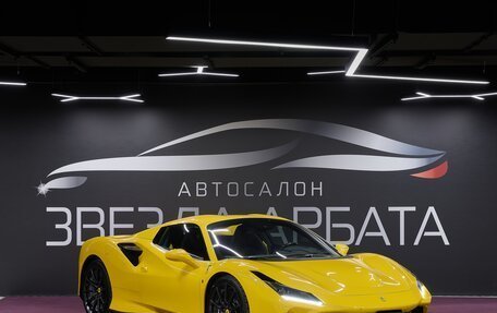 Ferrari F8, 2022 год, 36 000 000 рублей, 7 фотография