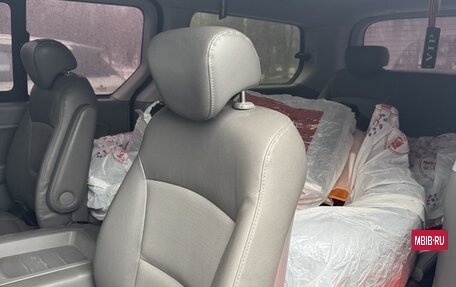 Hyundai Grand Starex Grand Starex I рестайлинг 2, 2011 год, 1 650 000 рублей, 9 фотография