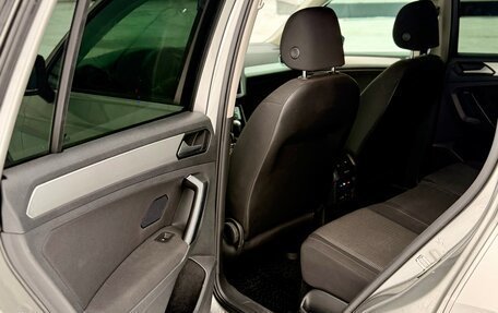 Volkswagen Tiguan II, 2020 год, 2 350 000 рублей, 13 фотография