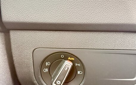 Volkswagen Tiguan II, 2020 год, 2 350 000 рублей, 19 фотография