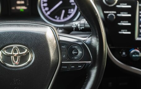 Toyota Camry, 2019 год, 2 900 000 рублей, 17 фотография