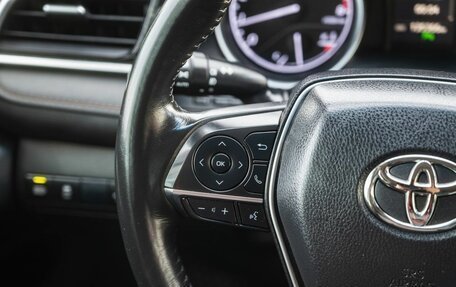 Toyota Camry, 2019 год, 2 900 000 рублей, 16 фотография