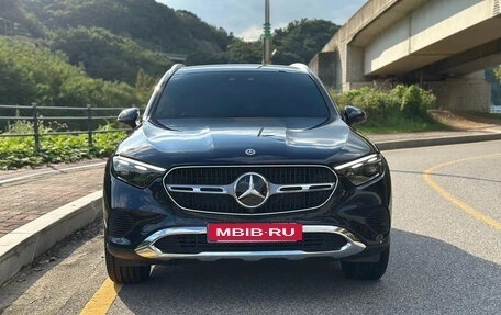 Mercedes-Benz GLC, 2024 год, 6 700 000 рублей, 2 фотография