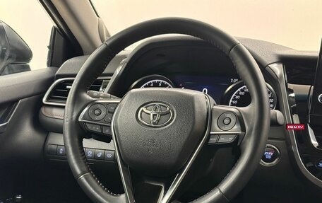 Toyota Camry, 2021 год, 3 956 000 рублей, 18 фотография