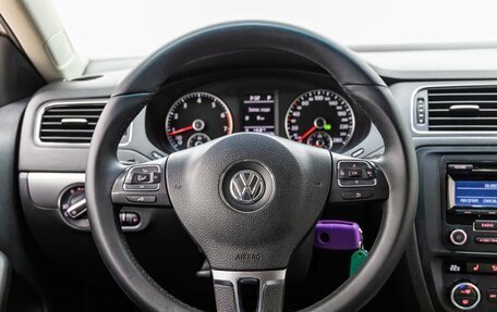 Volkswagen Jetta VI, 2012 год, 1 128 000 рублей, 17 фотография
