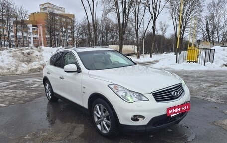 Infiniti QX50 I рестайлинг, 2015 год, 2 200 000 рублей, 2 фотография