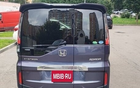 Honda Stepwgn IV, 2016 год, 1 950 000 рублей, 3 фотография