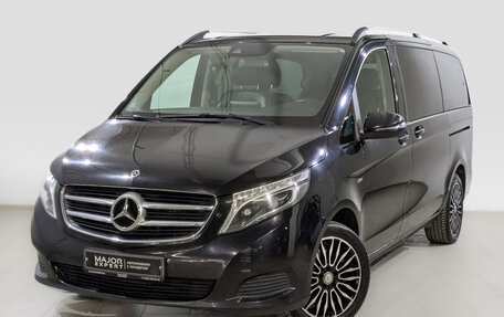 Mercedes-Benz V-Класс, 2017 год, 4 199 000 рублей, 1 фотография