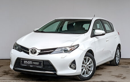 Toyota Auris II, 2013 год, 1 450 000 рублей, 1 фотография