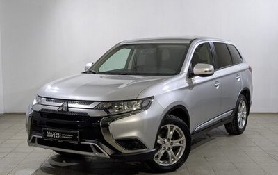 Mitsubishi Outlander III рестайлинг 3, 2020 год, 2 400 000 рублей, 1 фотография