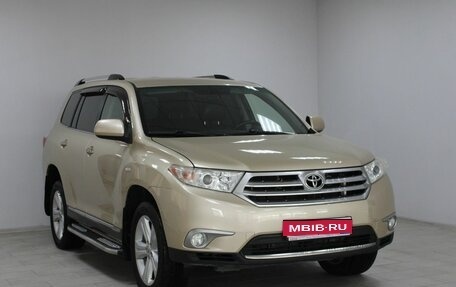 Toyota Highlander III, 2011 год, 1 979 900 рублей, 1 фотография