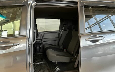 Honda Freed I, 2012 год, 1 199 999 рублей, 17 фотография