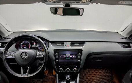 Skoda Octavia, 2017 год, 1 790 000 рублей, 14 фотография