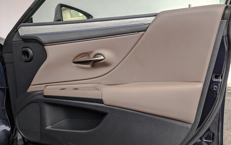 Lexus ES VII, 2025 год, 5 500 000 рублей, 23 фотография