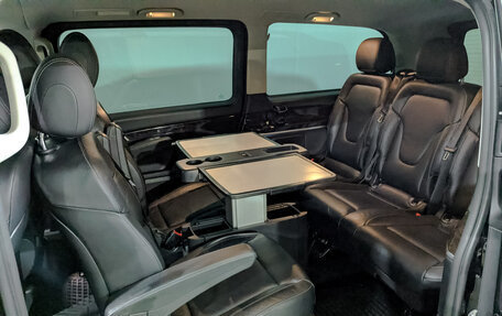 Mercedes-Benz V-Класс, 2017 год, 4 199 000 рублей, 18 фотография