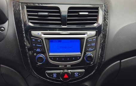 Hyundai Solaris II рестайлинг, 2011 год, 950 000 рублей, 9 фотография