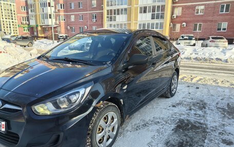 Hyundai Solaris II рестайлинг, 2013 год, 770 000 рублей, 13 фотография