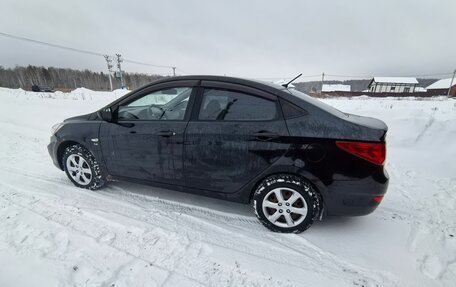 Hyundai Solaris II рестайлинг, 2013 год, 770 000 рублей, 17 фотография