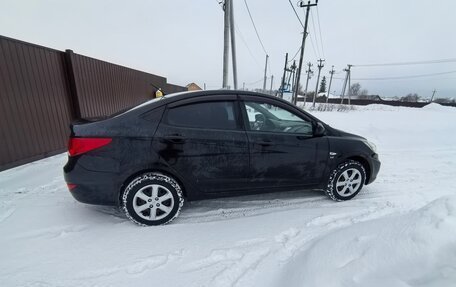 Hyundai Solaris II рестайлинг, 2013 год, 770 000 рублей, 18 фотография