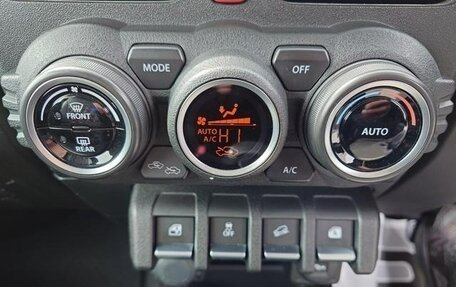 Suzuki Jimny, 2022 год, 1 350 000 рублей, 18 фотография