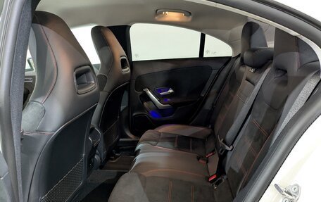 Mercedes-Benz CLA, 2022 год, 4 200 000 рублей, 4 фотография