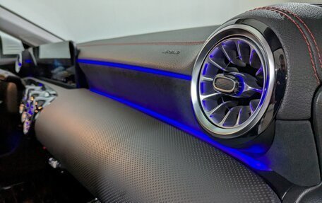 Mercedes-Benz CLA, 2022 год, 4 200 000 рублей, 14 фотография