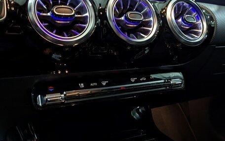 Mercedes-Benz CLA, 2022 год, 4 200 000 рублей, 20 фотография