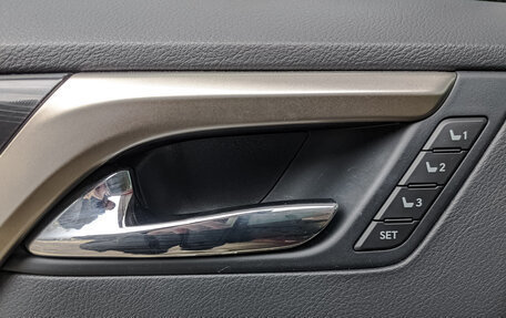 Lexus RX IV рестайлинг, 2021 год, 6 300 000 рублей, 28 фотография