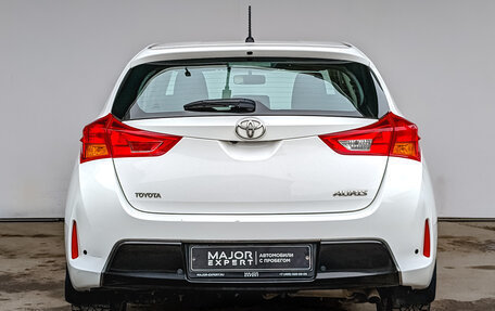 Toyota Auris II, 2013 год, 1 450 000 рублей, 6 фотография