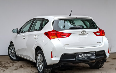 Toyota Auris II, 2013 год, 1 450 000 рублей, 7 фотография