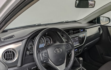Toyota Auris II, 2013 год, 1 450 000 рублей, 15 фотография