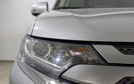 Mitsubishi Outlander III рестайлинг 3, 2020 год, 2 400 000 рублей, 8 фотография