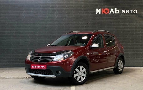 Renault Sandero I, 2013 год, 680 000 рублей, 1 фотография