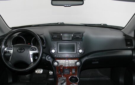 Toyota Highlander III, 2011 год, 1 979 900 рублей, 7 фотография