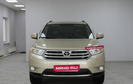 Toyota Highlander III, 2011 год, 1 979 900 рублей, 2 фотография