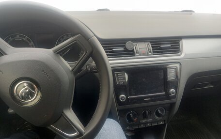 Skoda Rapid I, 2017 год, 1 200 000 рублей, 6 фотография