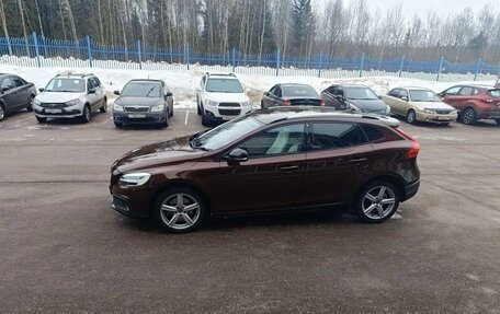 Volvo V40 Cross Country I, 2017 год, 1 699 000 рублей, 7 фотография