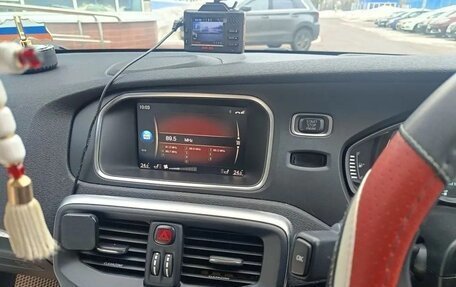 Volvo V40 Cross Country I, 2017 год, 1 699 000 рублей, 10 фотография