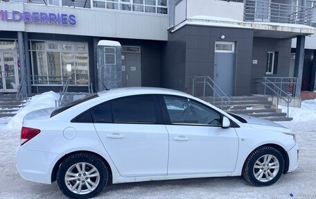 Chevrolet Cruze II, 2013 год, 690 000 рублей, 4 фотография