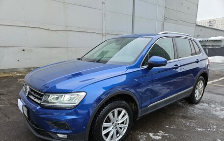 Volkswagen Tiguan II, 2018 год, 2 380 000 рублей, 4 фотография