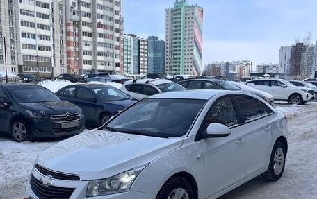 Chevrolet Cruze II, 2013 год, 690 000 рублей, 6 фотография
