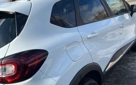 Renault Kaptur I рестайлинг, 2019 год, 1 350 000 рублей, 4 фотография