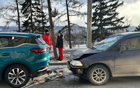 Honda Odyssey II, 2001 год, 280 000 рублей, 2 фотография