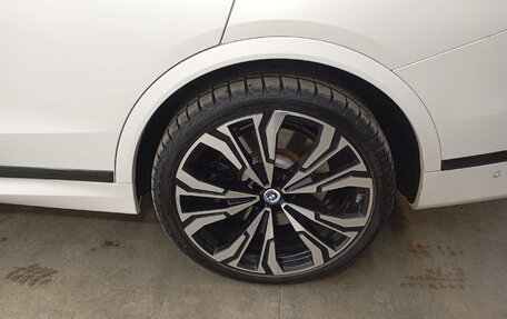 BMW X7, 2023 год, 13 370 000 рублей, 5 фотография