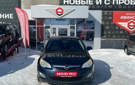 Opel Astra J, 2011 год, 610 000 рублей, 2 фотография