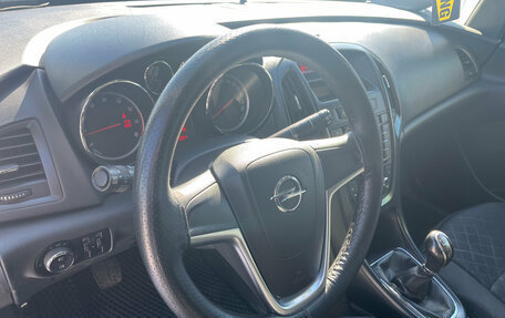 Opel Astra J, 2011 год, 610 000 рублей, 9 фотография